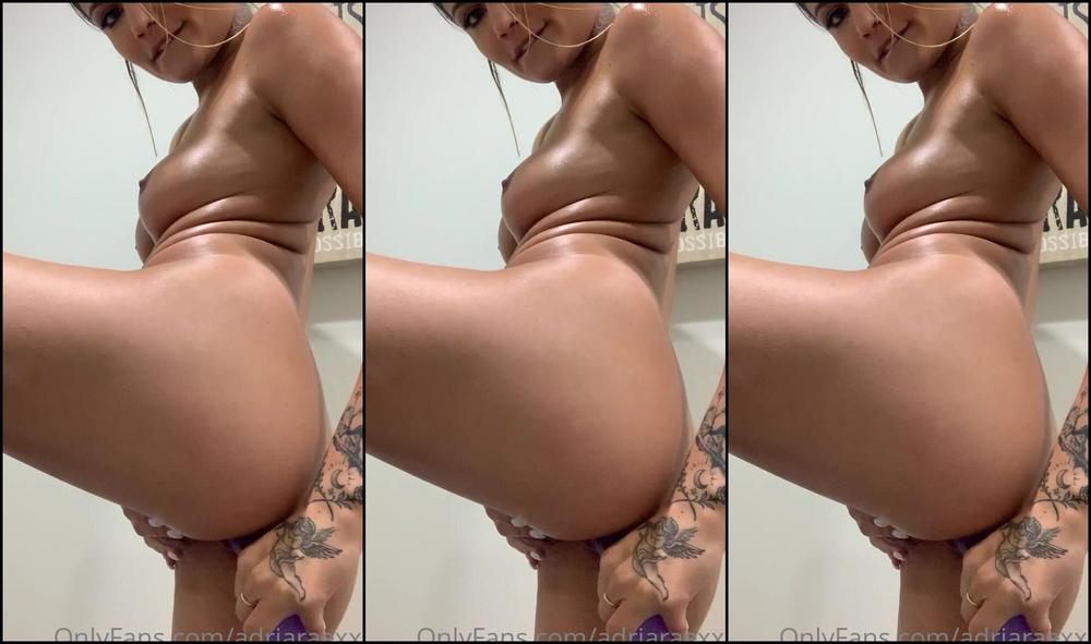 Adria Rae Ofs Adriaraexxx What Am I Sending Out For You Guys Next