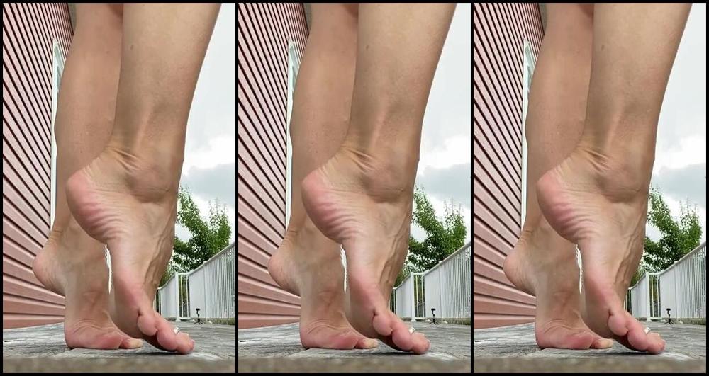 Lezlyan Nicknamed La Little Dancer Feet Onlyfans There Is A Certain Level Of Intimacy That Comes With Being Up Close And Personal With
