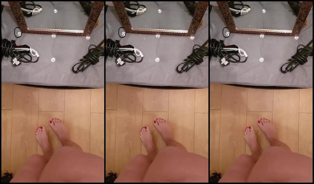 Miss B Nicknamed Missb52S Onlyfans 01 14 2020 New Swimming Suit To Hug My Perfect Body Good Boys Spoil There Mistress With The Things