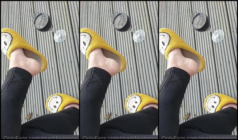 Maddison Spoilt Nicknamed Maddisonspoilt Onlyfans So Nice To Relax In The Garden With A Glass Of Wine Love The Sun Bring On Summer