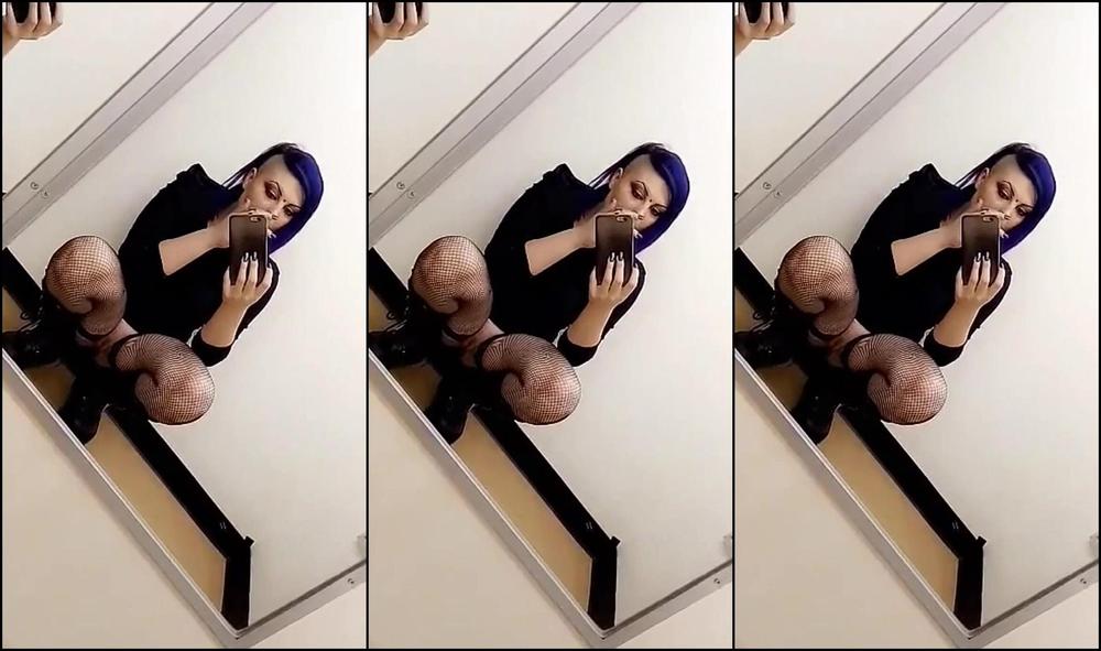 Mercy Morg Public Vibrating Buttplug Control