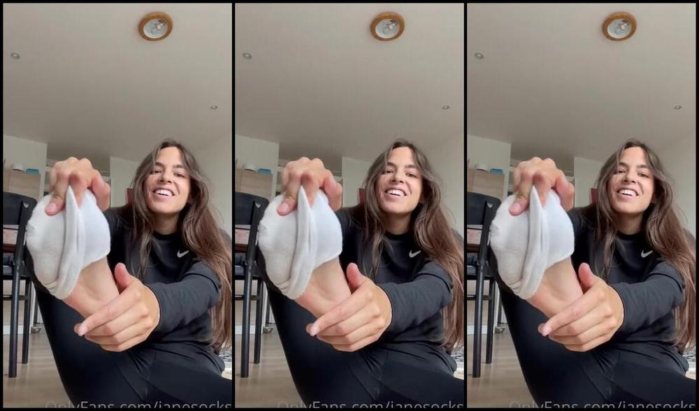 Jane Aka Janesocks7 Onlyfans After Running Me And You Have To Spare A Moment 1