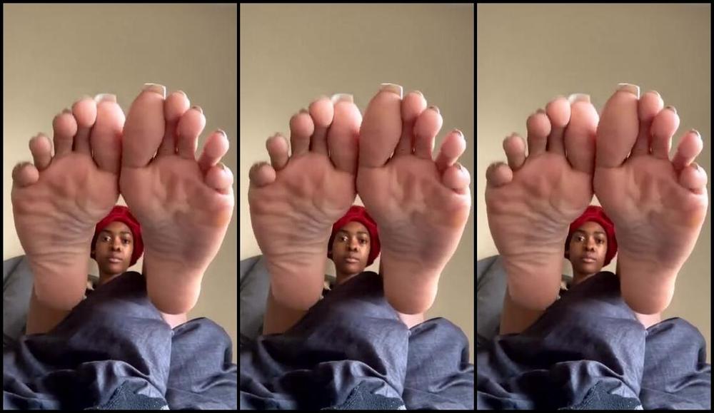 Zafeetllc Onlyfans Stream Started At 11212023 0602 Pm Watch Me Remove These Jumbo Socks While Jammin Haha