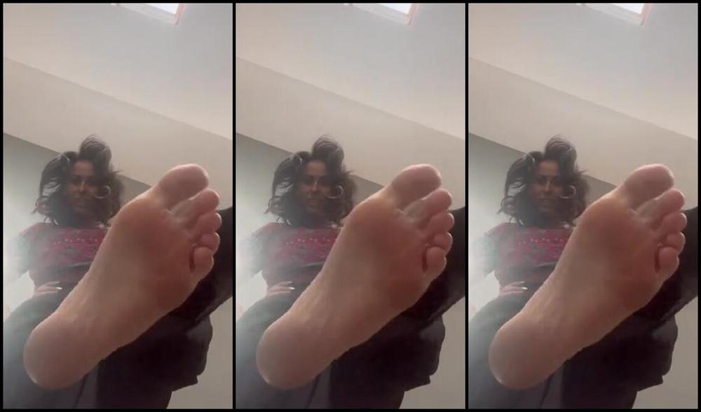 Queen1991 Nicknamed Queen9999111 Foot Fetish 09 24 2023 Onlyfans Video Happy Sunday