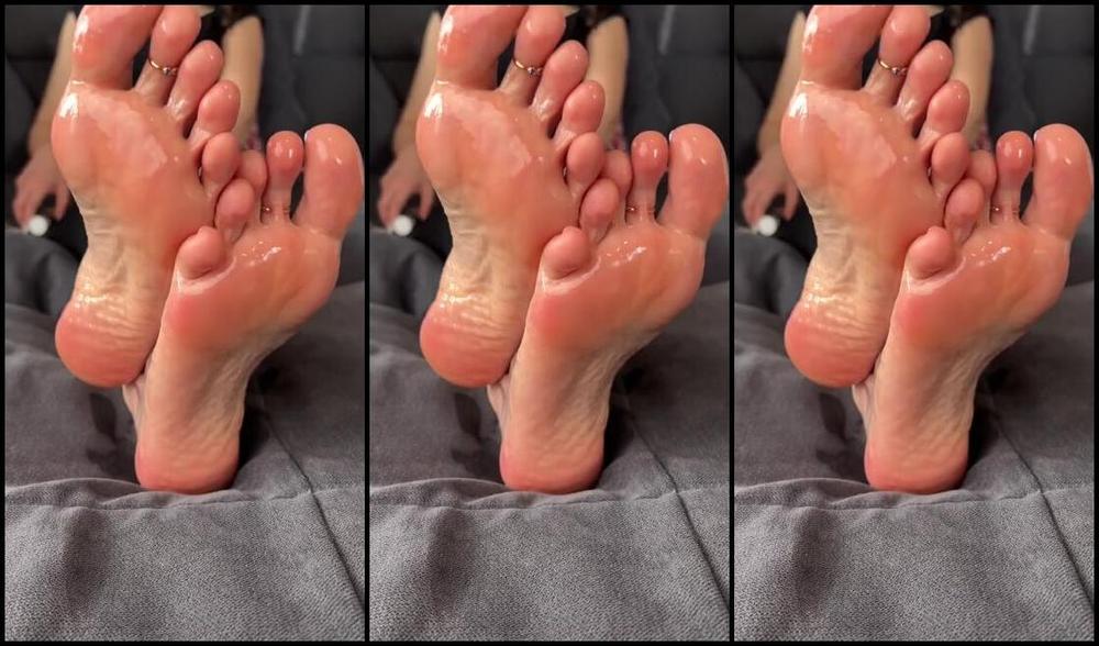 Cute Lily F33T Nicknamed Cute Lily F33T 03 12 2024 Onlyfans Video Dripping Oil