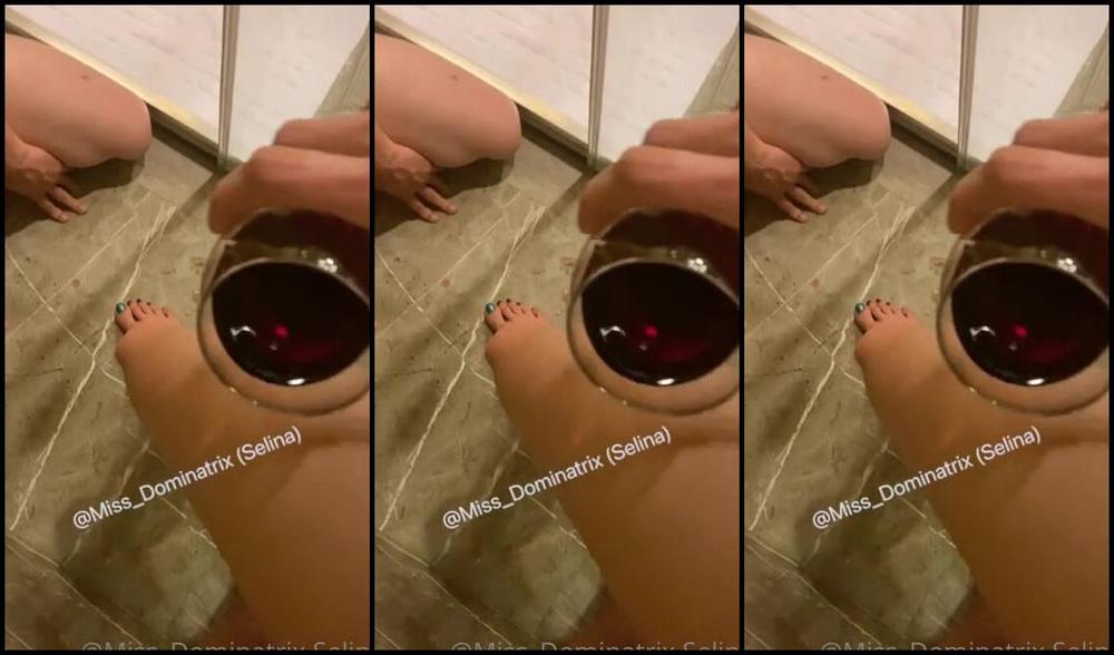 Dominatrix Selina Onlyfans Drink Wine From My Feet Partner Mt0634P