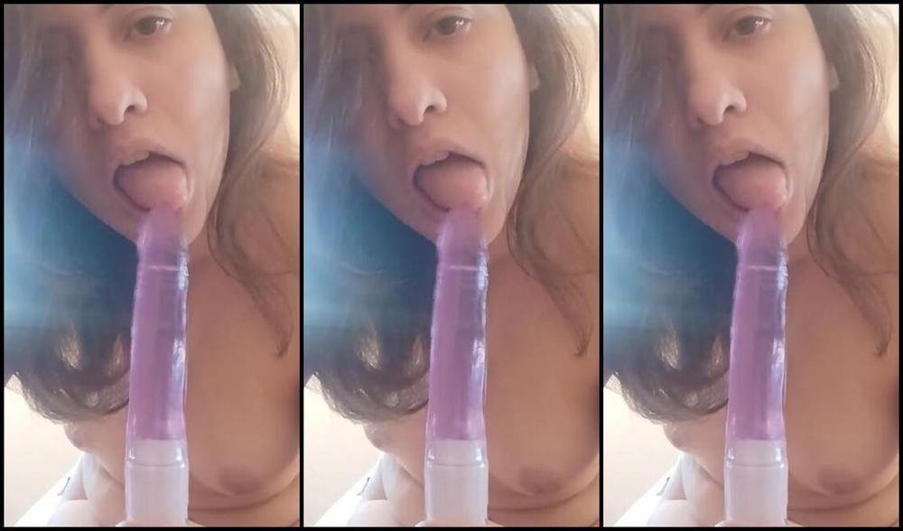 Isis Cristine Nicknamed Isiscristinepremium Onlyfans I Would Like To See Myself Giving A Blowjob On A Vibrator Sensualizing Topless