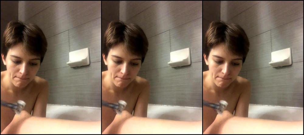 Yaqlin Pqin Stream Started At Pm Gonna Shave These Legs Cum Watch Until End