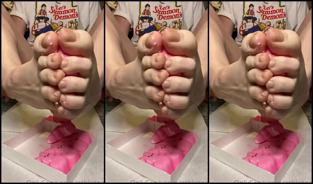 Athletoes Nicknamed Athletoes Onlyfans This One Was Fun Yes More Food I Had A Request For Smushed Peeps Since The