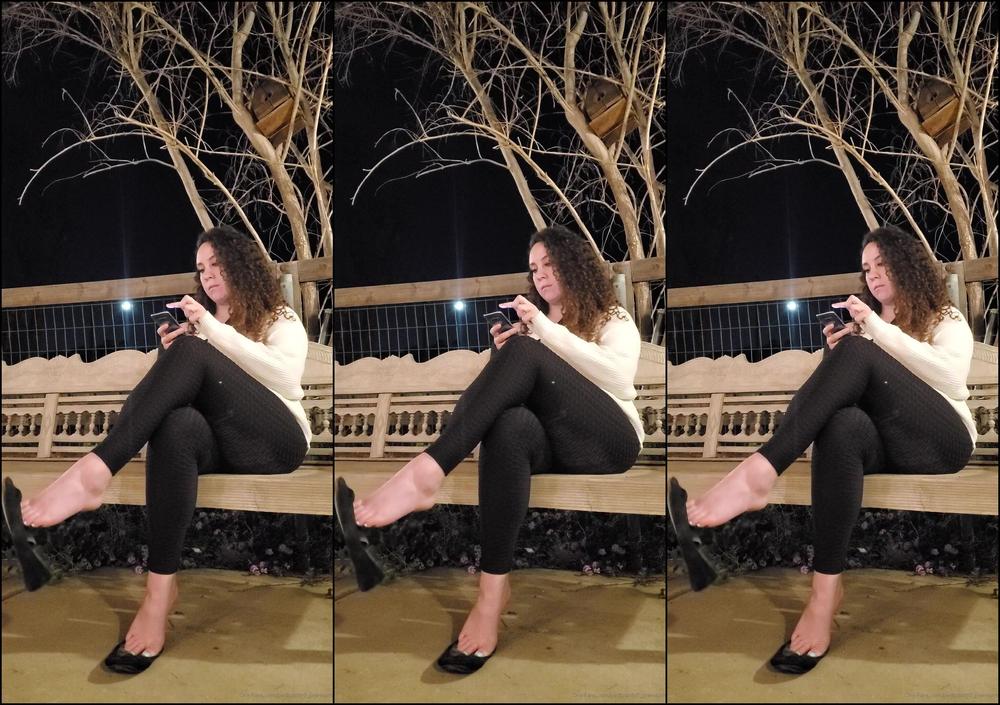 Pedipanty Premium Watch Me Dangle My Worn Out Flats As I Scroll Thru Twitter