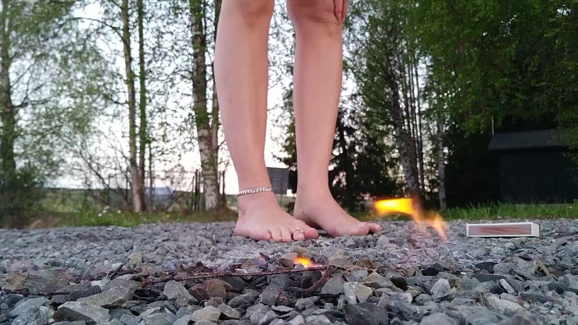 Frejas Submissive Feet Nicknamed Frejassubmissivefeet Onlyfans Outdoor Fire Play Double Trouble When I Need To Stomp It Out On Gravel Warning The
