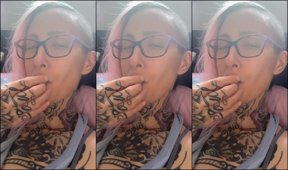 Angel Long Vlog Talking About Things How Much I Enjoy Being On Here Let Me Know In The Co