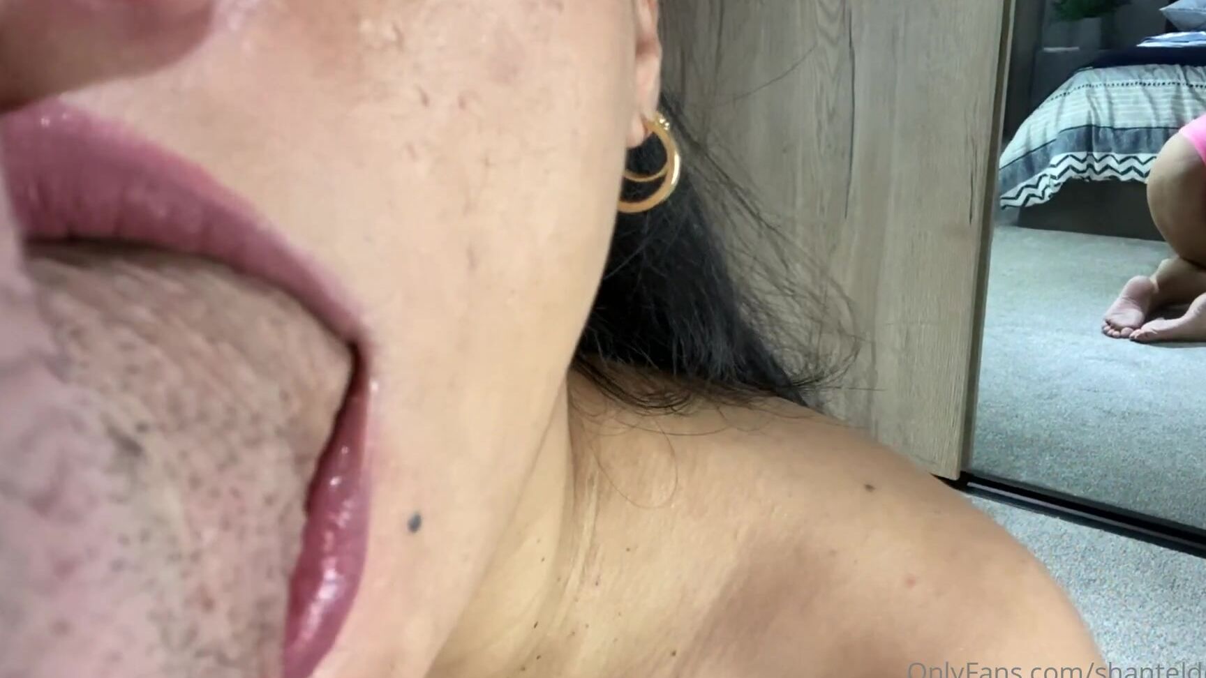 Shanteldee Close Up Deepthroat Cum Down My Throat Workout Butt Workouts In The Gym