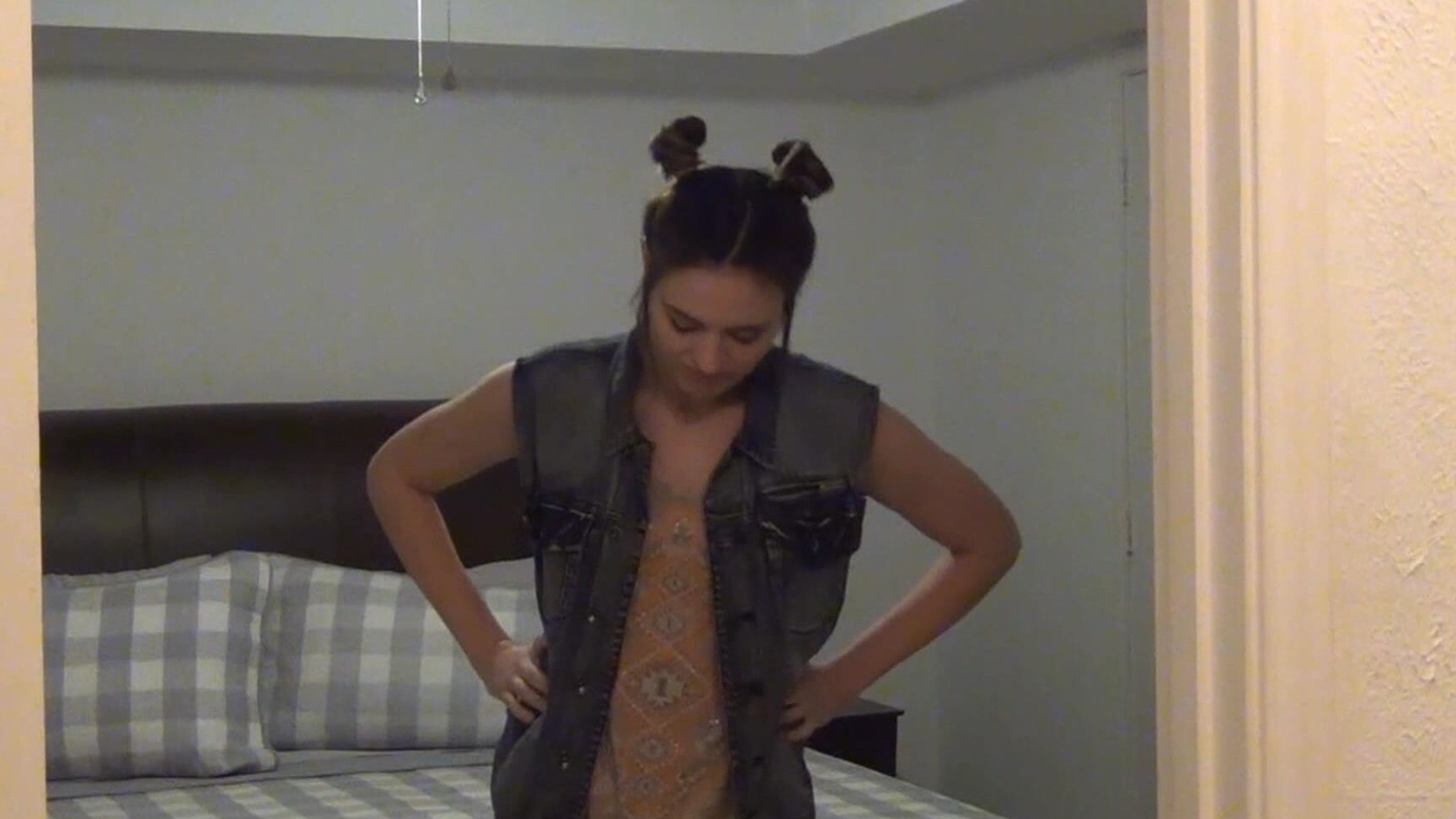 AS Eden Buys New Shoes manyvids