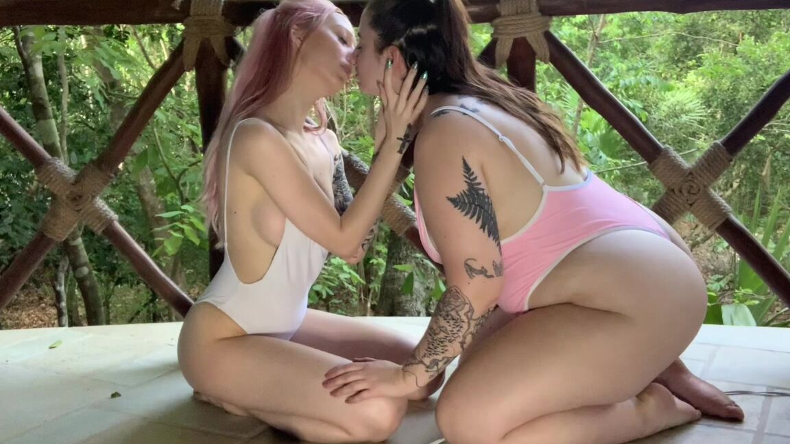 "HARPERMADI" bisexual, hitachi, lesbians, girl girl, make me bi 355 Ivy and Harper Fooling Around manyvids