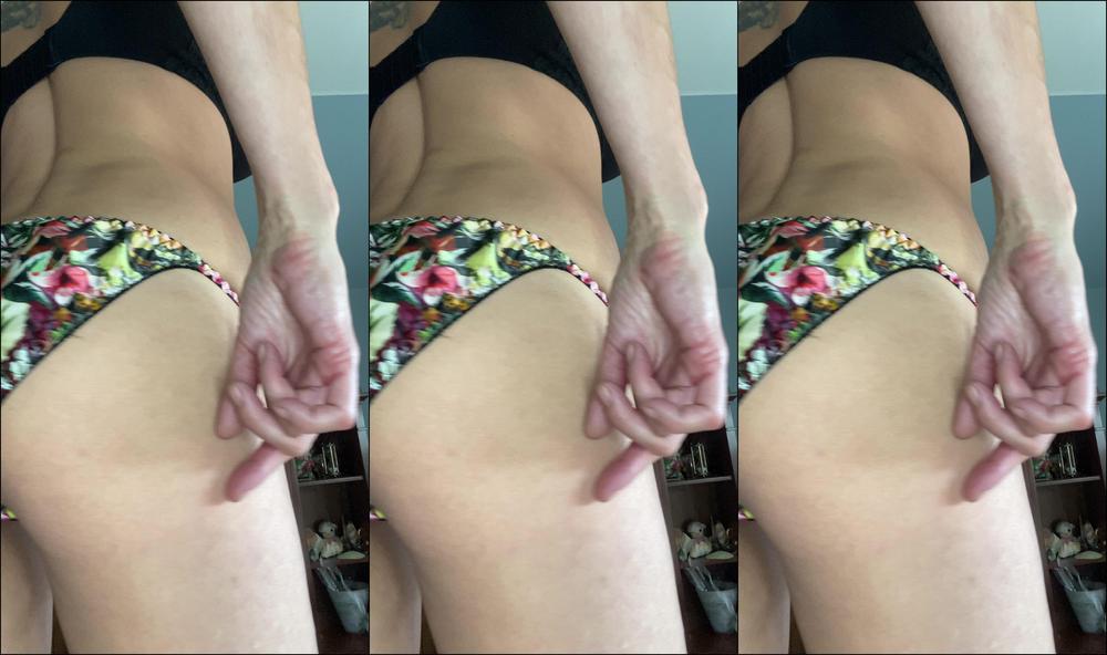 Queenmothersoles Satin Panty Tease