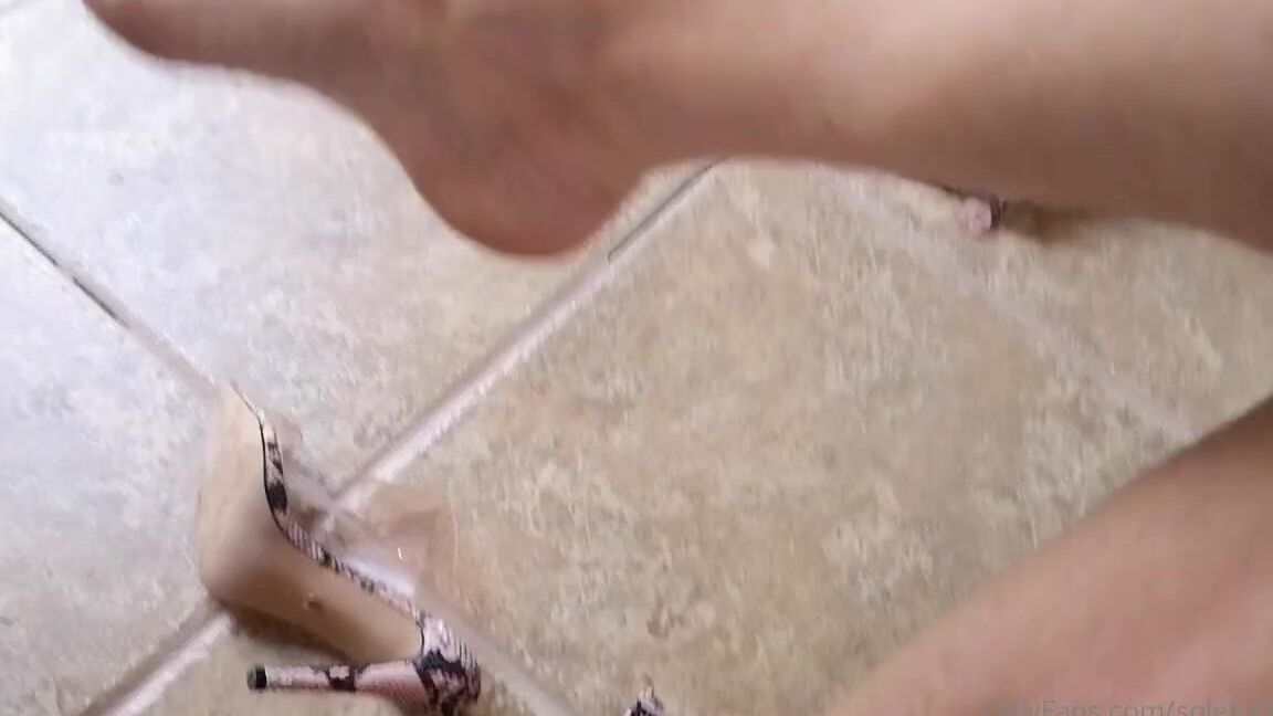Solefulsassy Onlyfans I Think I Deserve A Foot Rub After That Dangle