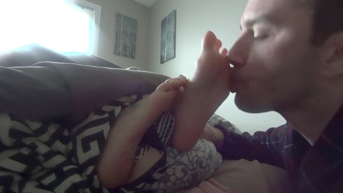 Thefantasychest Onlyfans Piggies In A Blanket Im The Greatest Wife Ever I Made A Special Breakfast For My Hubby The Otherp