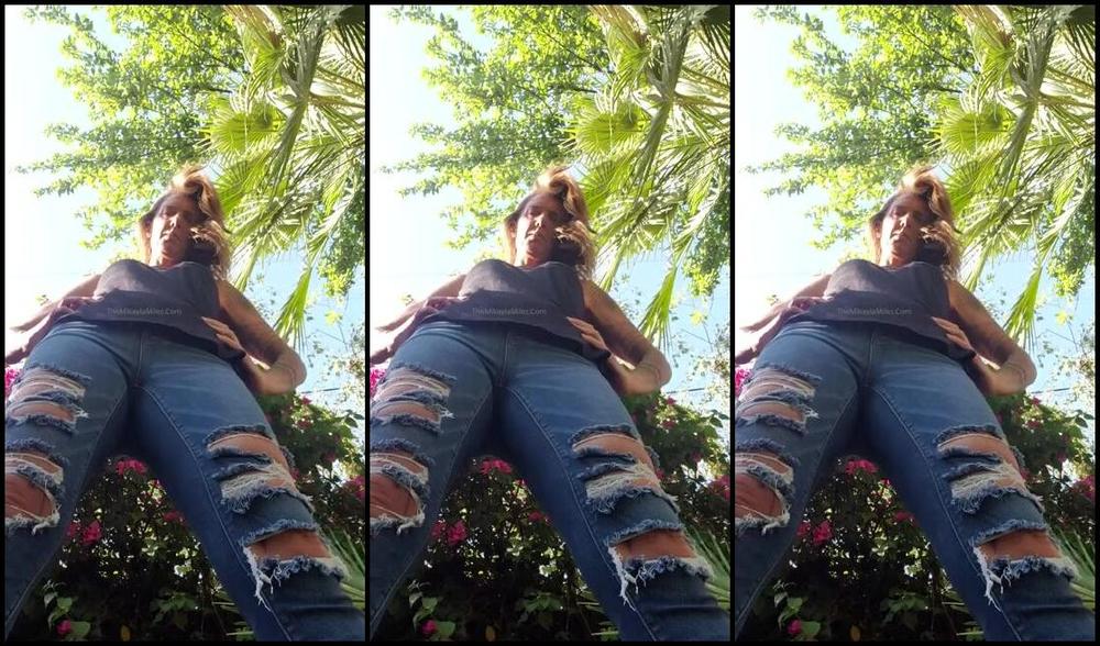 Themikaylamiles Onlyfans Giantess Mikayla Punishes Her Tinyman By Sitting On Him Giantessmikayla Mikaylamiles Pov Goddessp