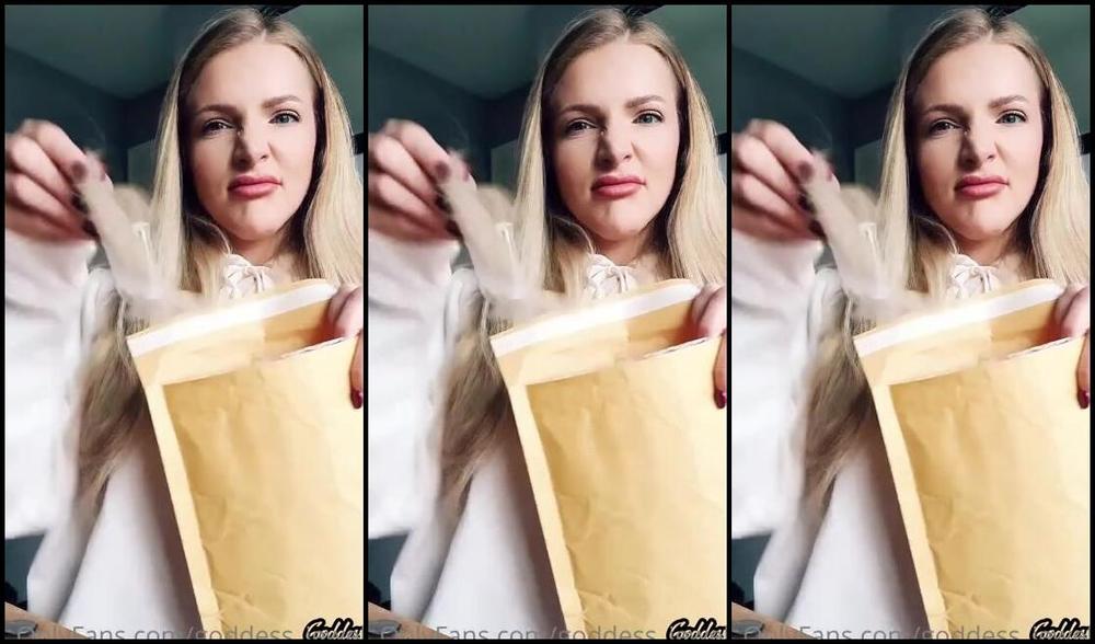 Goddessjessicajewels Onlyfans Sending My Bathroom Trash To A Greedy Bin Mouth In Italy