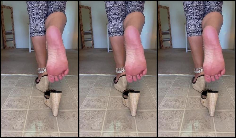 Sexyfeet47 Onlyfans Wedges N My Sexy Soles For You To Start Your Wednesday Morning Right Make Sure You Do The Same For