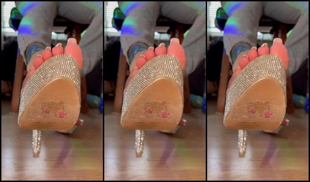 Greek Goddess Li Aka Greekli77 09 10 2024 Onlyfans Video Rise And Shine Heres A Full 439 Minute Video Of My French Tip Toes Overhanging