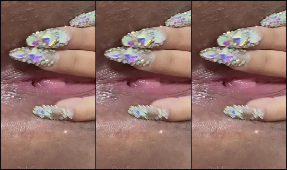 Graciebon1 2759617526 01 31 2023 Help Me Cum Daddy