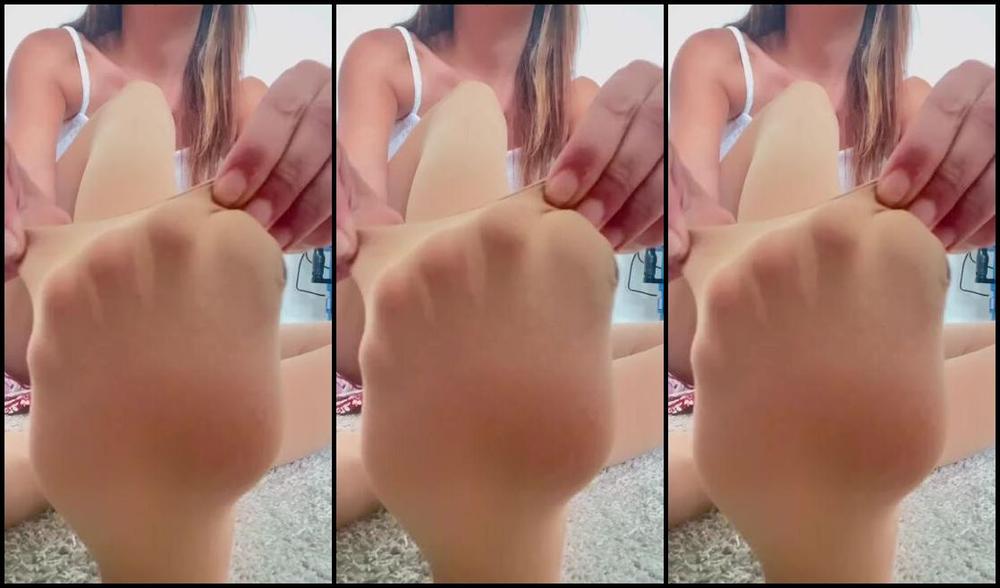 Nylonskitten Nicknamed Nylonskitten 06 27 2024 Onlyfans Video Quick Lunchbreak Video Showing You My Nylon Feet Peach And A Little More