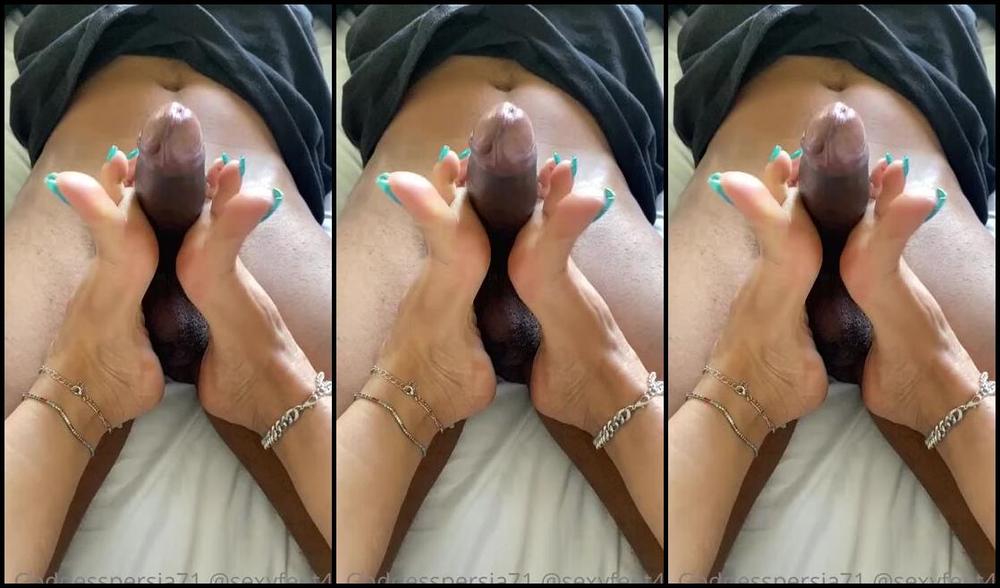 Sexyfeet47 Onlyfans Happy Thursday Boys I M Sure You Re Interested To See The Full Clip Well I Made It Easy For You I