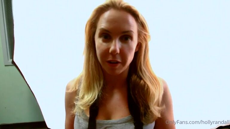 Hollyrandall This Is A Really Fun Bts Video Of My Shoot With Fetis