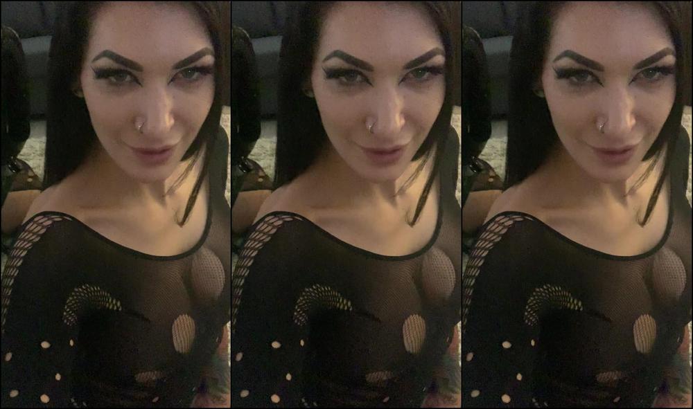 mistress damazonia your goddess is here waiting for some bitch boys Onlyfans