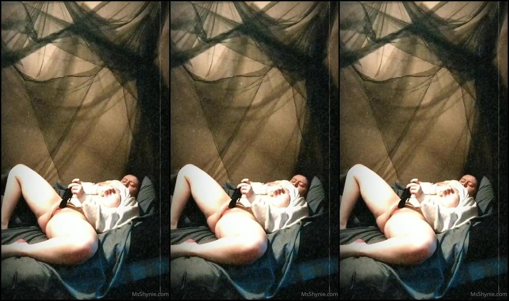 Msshynie Put Myself Back To Sleep