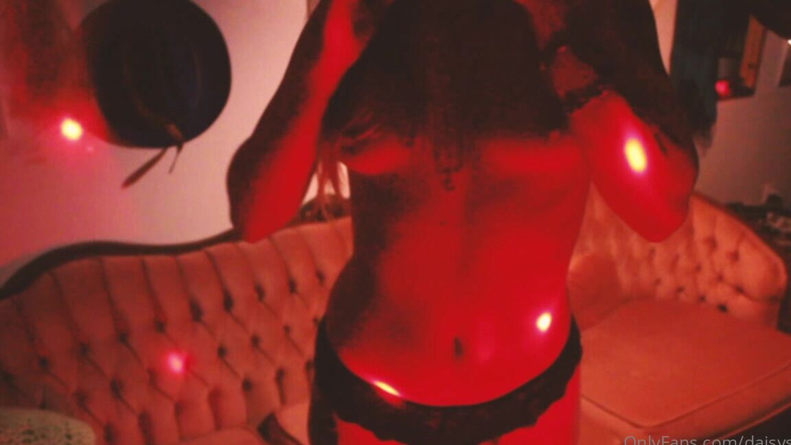 daisyswan-22-11-2020-1310759667-feelin-maself