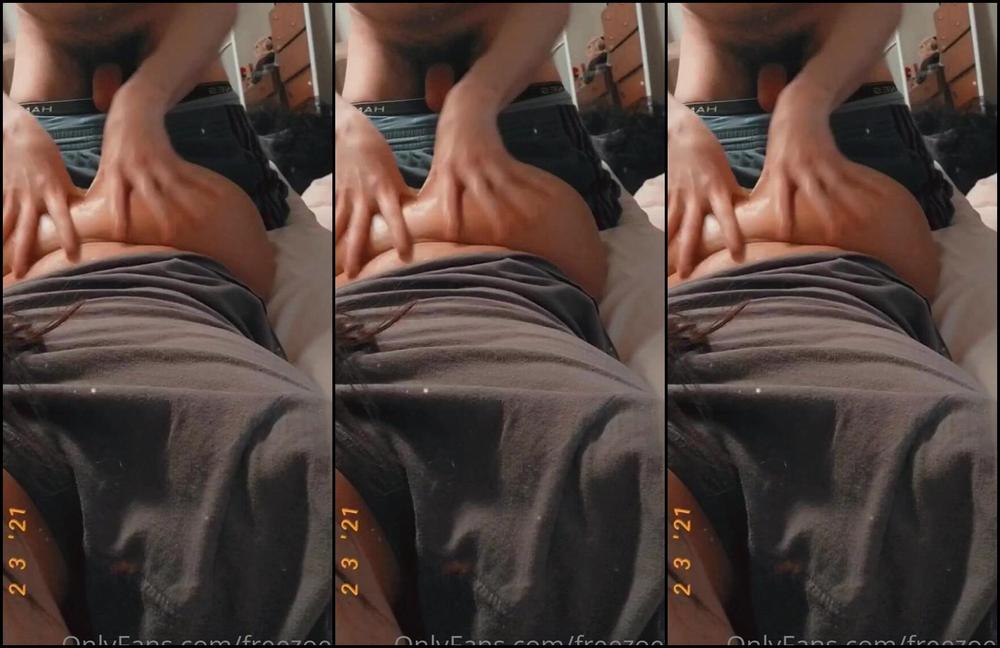 freezoey-30-07-2021-2178779928-throwback-to-a-buttjob-vid-i-totally-forgot-to-upload-here-lmfao-enjoy