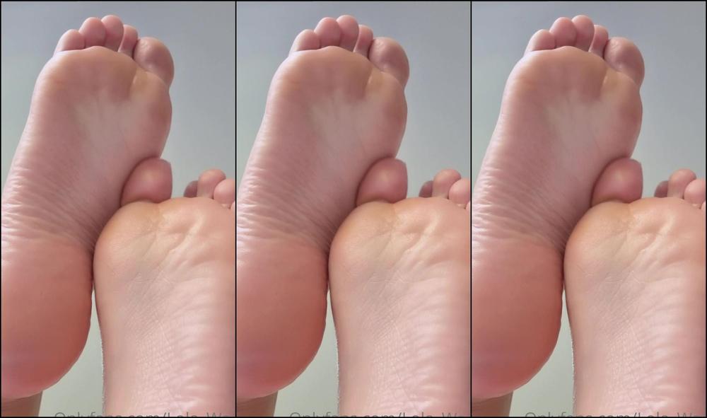Lola Ward Here Let Me Put My Freshly Moisturised Feet In Your Face Don T They Look So Silky An