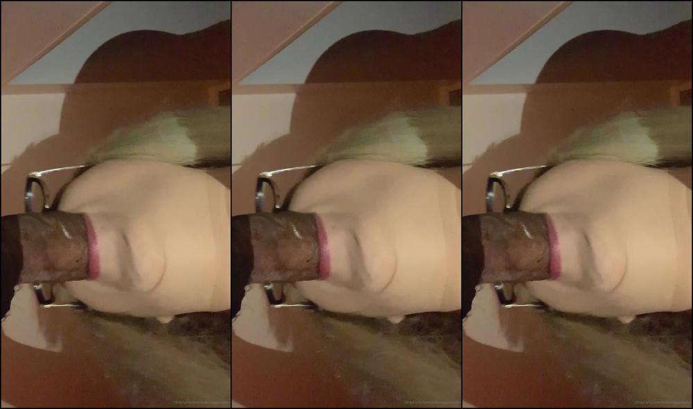 Aubreyisfamous Sucking The Hotel Front Desk Guy He Came Up To My Room With Me Asking If I Needed Anythin