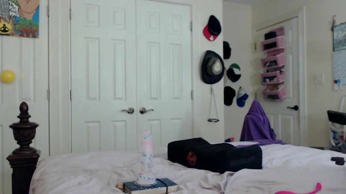 "Charlette Webb" alternativerock, assgrinding, cosplay, cosplaying, twerk Elf Partying In her Birthday Suit manyvids