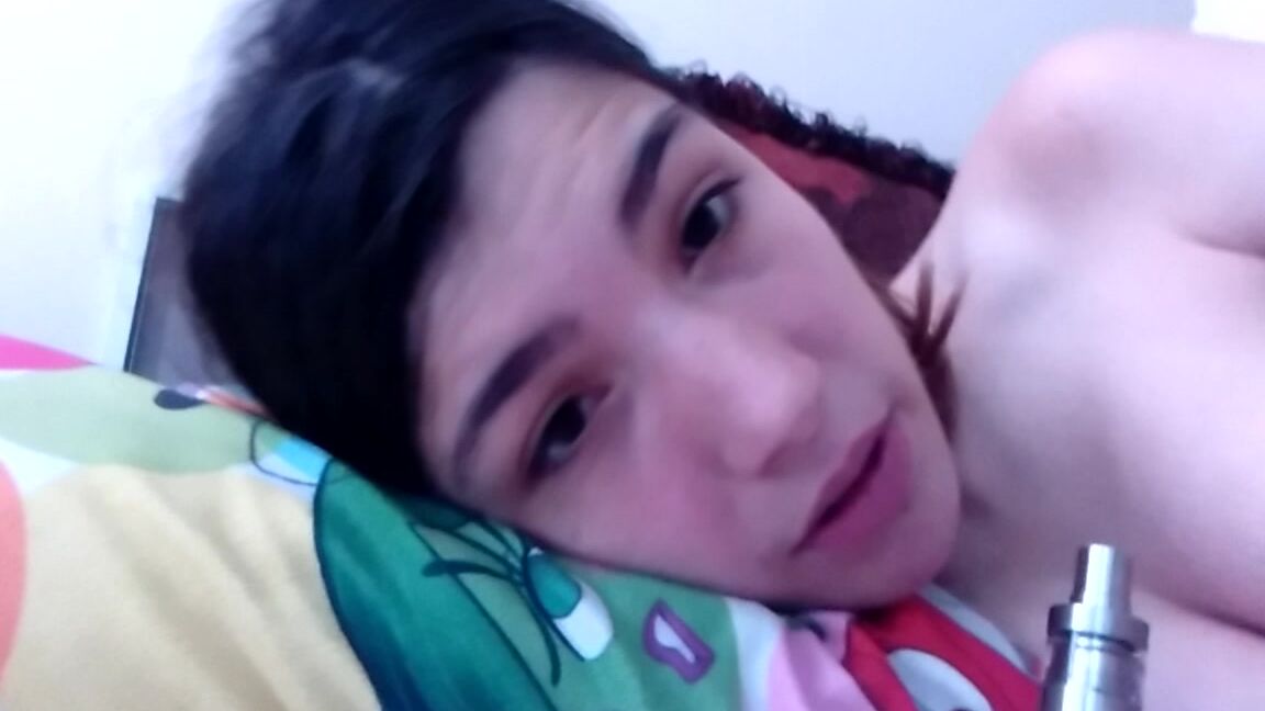 Annabelle Bestia Femdom And Ecig