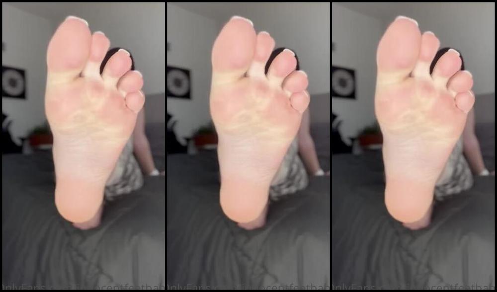 Innocentfeetbabe Nicknamed Innocentfeetbabe Onlyfans Could Really Use A Message Anyone Volunteer S