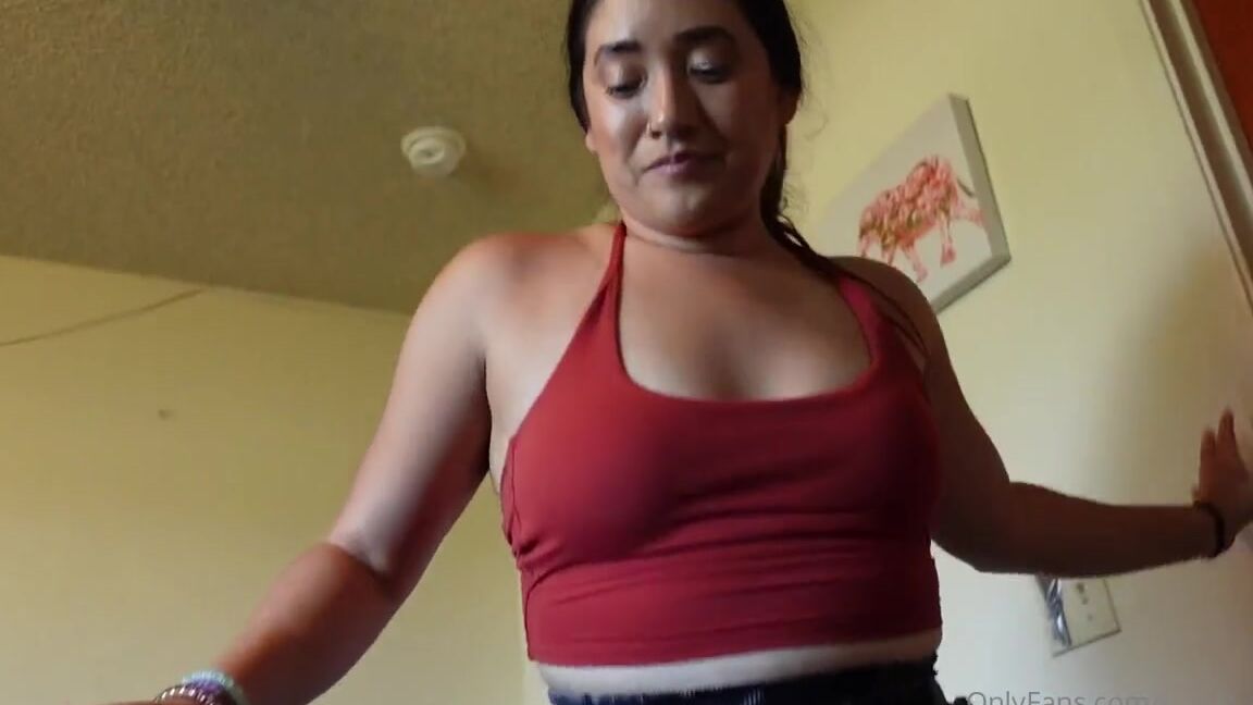Celest Asmr Nicknamed Celest Asmr Onlyfans 07 01 2023 Hey Tiny Long Time To See How Does My Ass Look From There