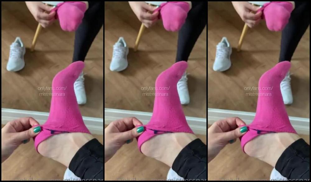 Mistressnara Onlyfans Coming From The Gym And Showing You My Sweaty Feet Chegando Da Academia E Mostrando Meus Ps Suado