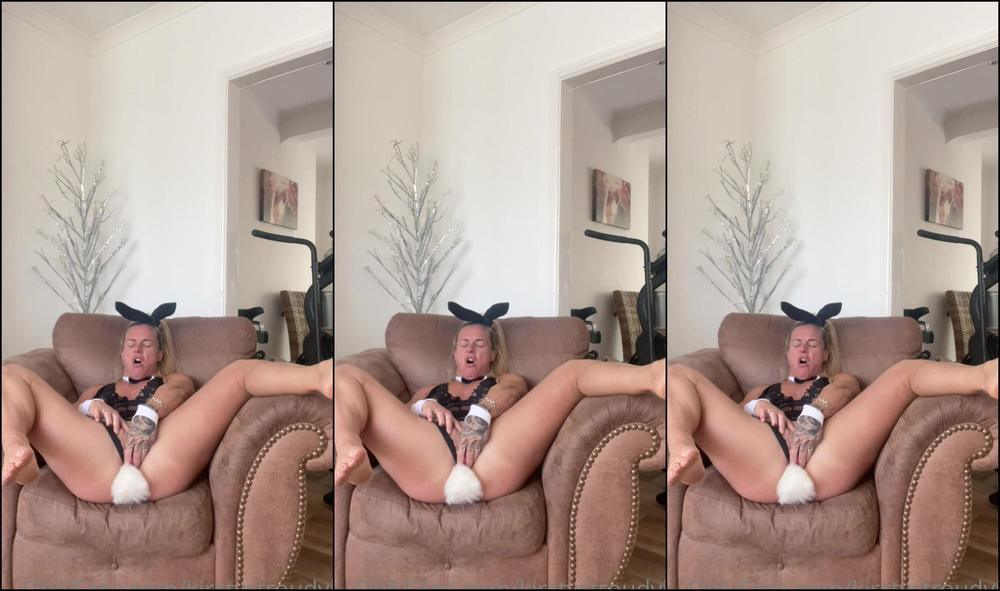 Kirstystroudvip The Easter Bunny Came And Visited Me And Delivered An Egg A Vibrating One Butt Plug