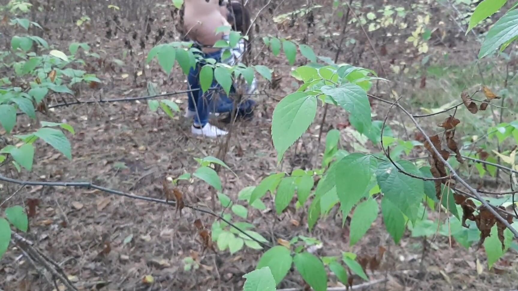 lesbian illusion Случайно На Скрытую Камеру Сняла, Как В Лесу Ссыт Одна Девушка И Как Вторая Девушка Делает Ей Куни PornHubPremium