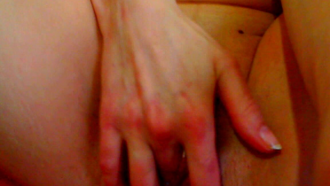 Abusivepinup Bald Pussy Wetness