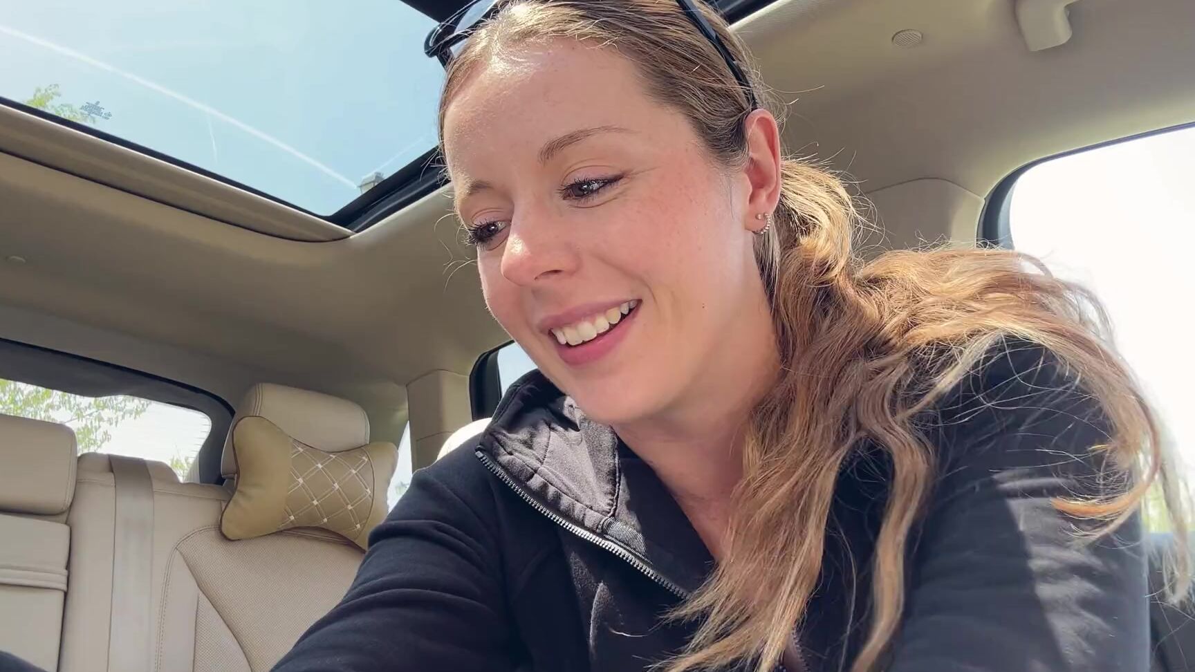 Nadia Foxx Trying Out The Biggest Toy I Ve Ever Owned In The Backseat Of My Car 64669E5A98F4F