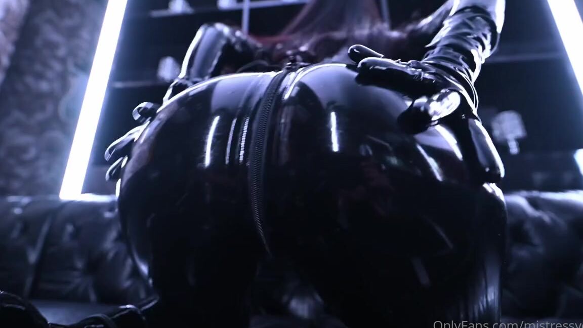 Mistressyouko Onlyfans Be Mesmerized By My Perfect Curves And Shine