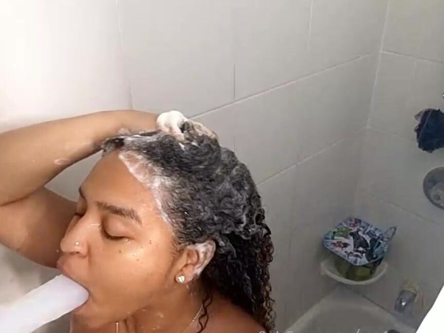 Professor Gaia Live Show Tags Naked Shower Soapy Blow Job Head Gag