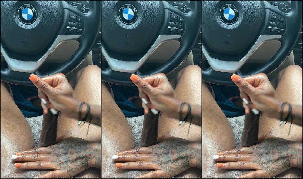 Enjoyyourfetish Second Installment Feeturing Fineeassmo And Her Amazing Hand Therapy She