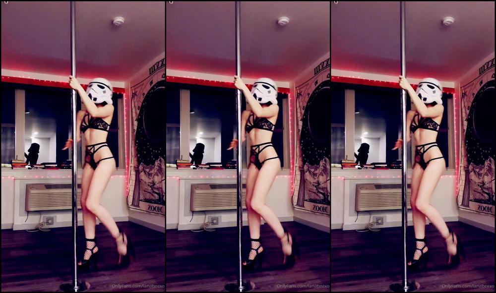 Lanabeexo I Got My Pole Put Up