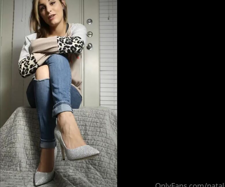 Natalie Fox Nicknamed Nataliefox Onlyfans Worship Me In Front Of Your Wife 533